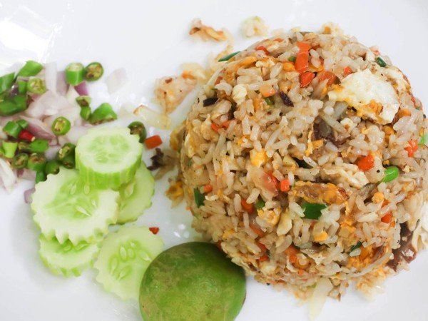 Resep Nasi Goreng Kampung Pedas Sederhana ala Kosan